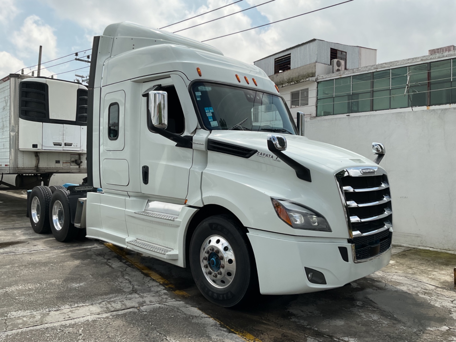 Freightliner de referencia – Go On