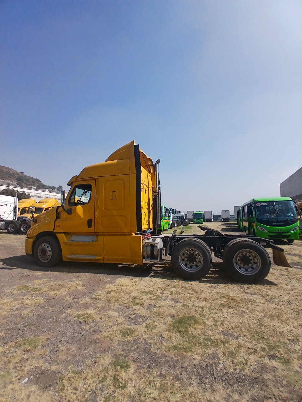 FREIGHTLINER CASCADIA 125 miniatura 8