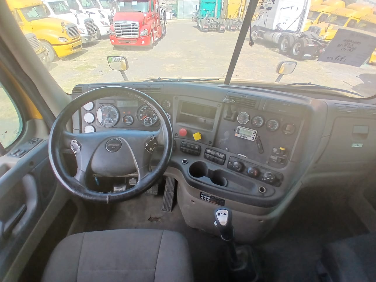 FREIGHTLINER CASCADIA 125 miniatura 7